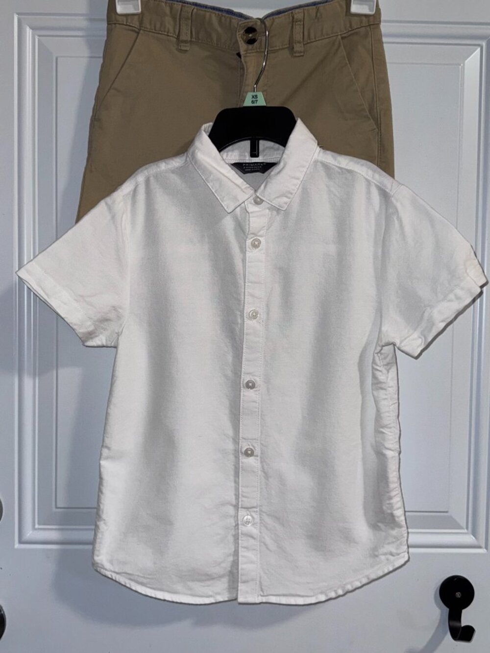 OUTFIT Boys School: Primark White linen short sleeve buttondown & khaki pants